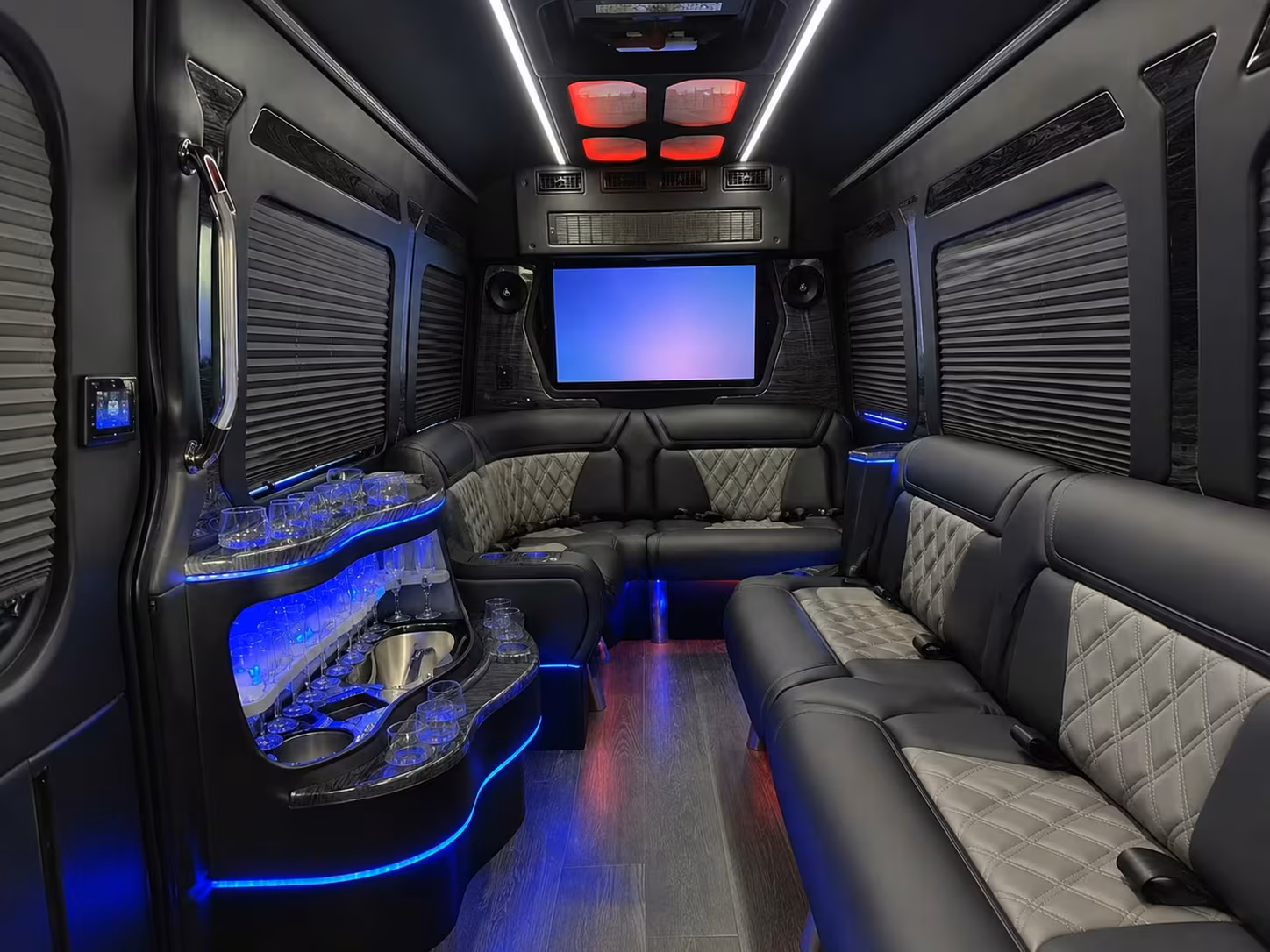 bus rentals for lewisville team building and corporate retreats