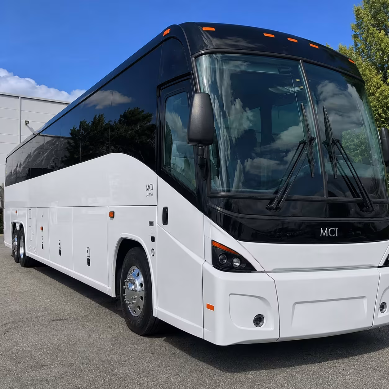 group hotel to airport charter bus rentals in lewisville