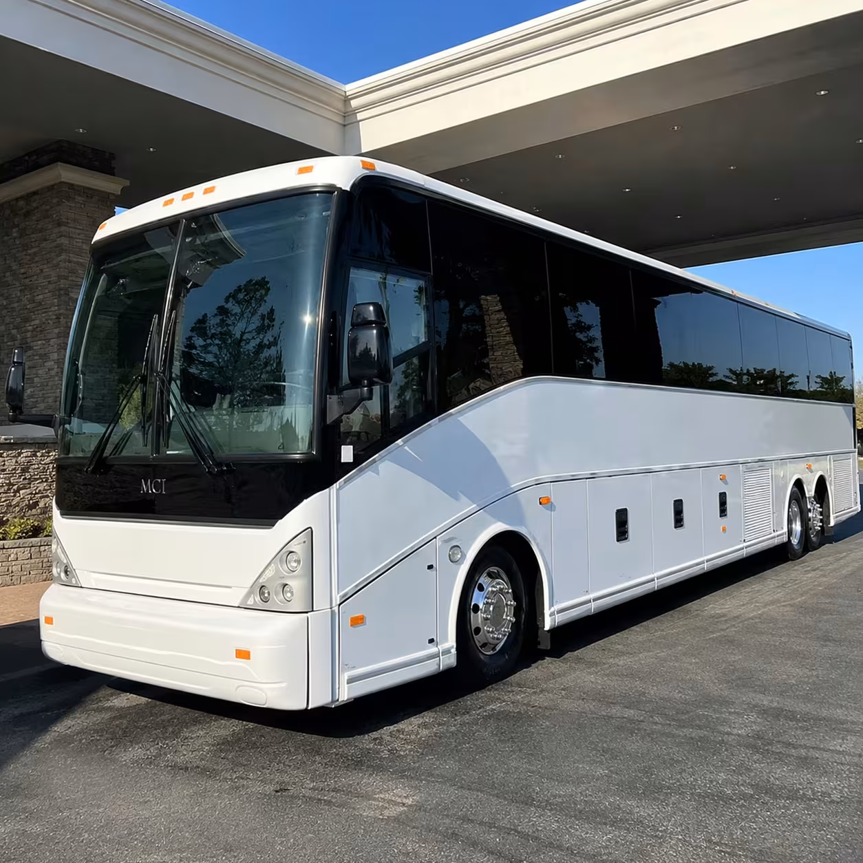 lewisville charter bus rentals to dfw international airport